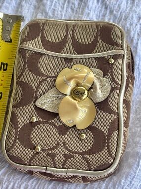 Coach Signature Mini Wristlet Bag Tan Brown Gold Flower Small Pouch Y2K
